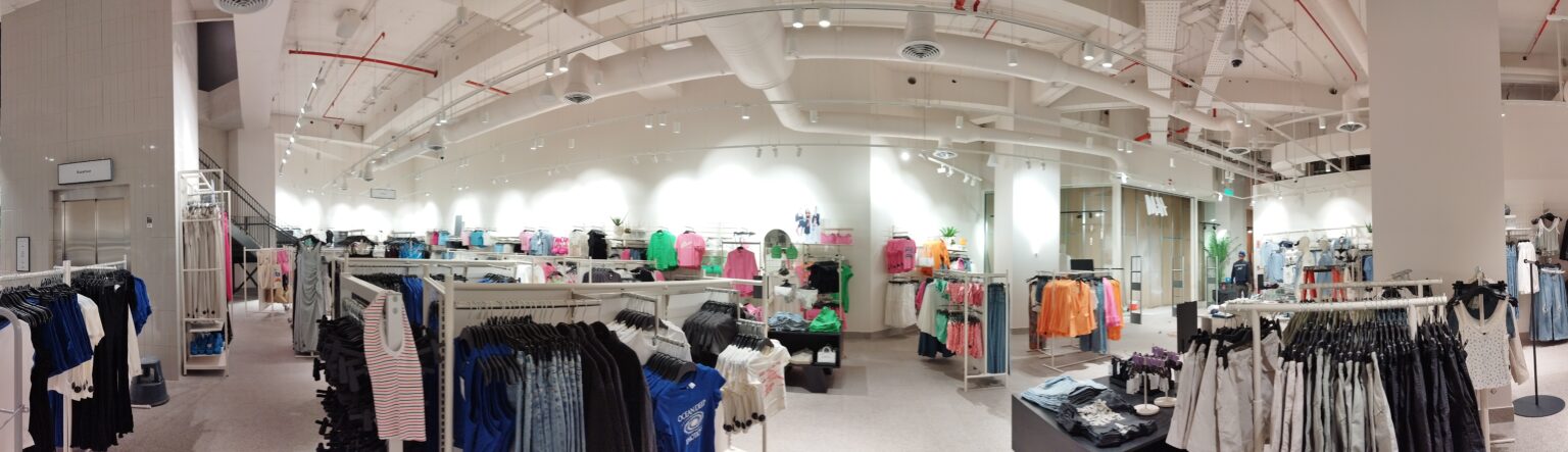 Tienda H&M Costanera Center 2023 Providencia 21