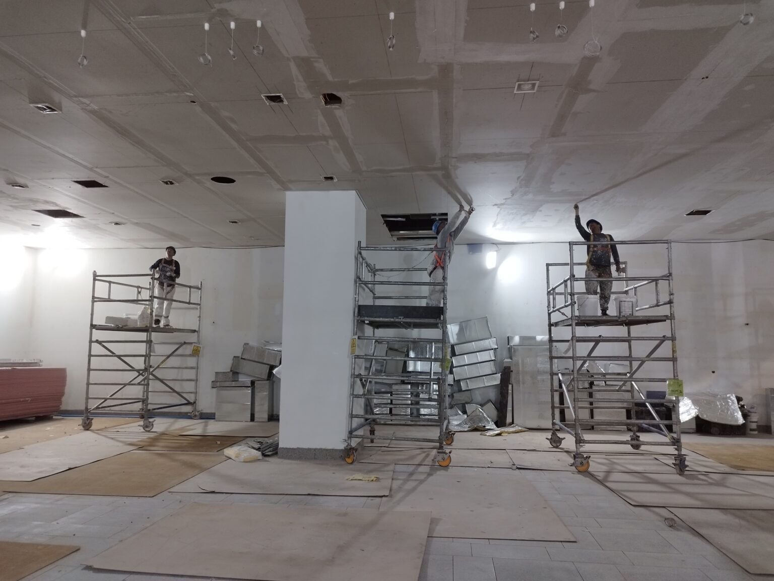 Tienda H&M Mall Plaza Egaña 2023, La Reina 2